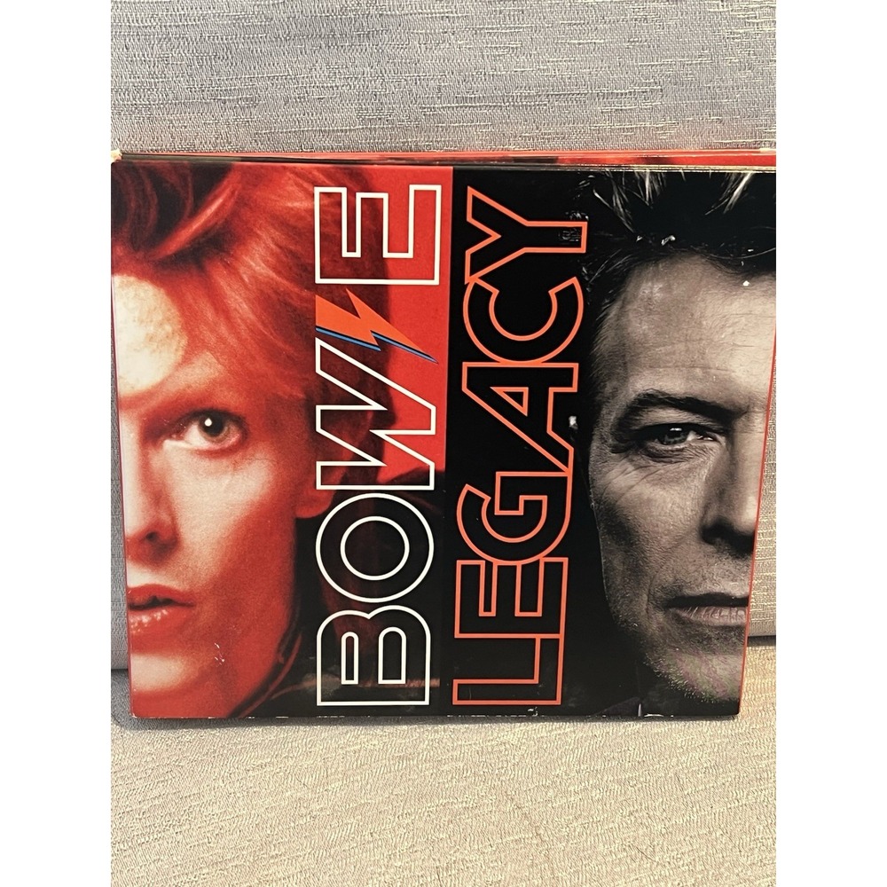 David Bowie Legacy 2 CD Greatest Hits Compilation 2016 Columbia 88985376602 VG+